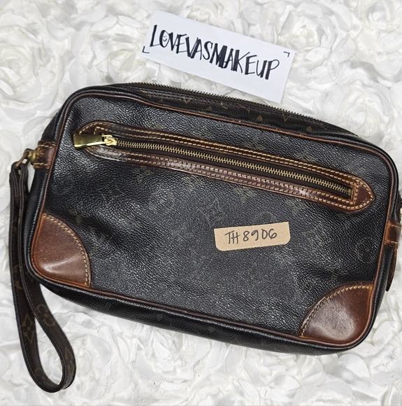 Louis Vuitton Wristlet (Classic Monogram) - Picture 1 of 16